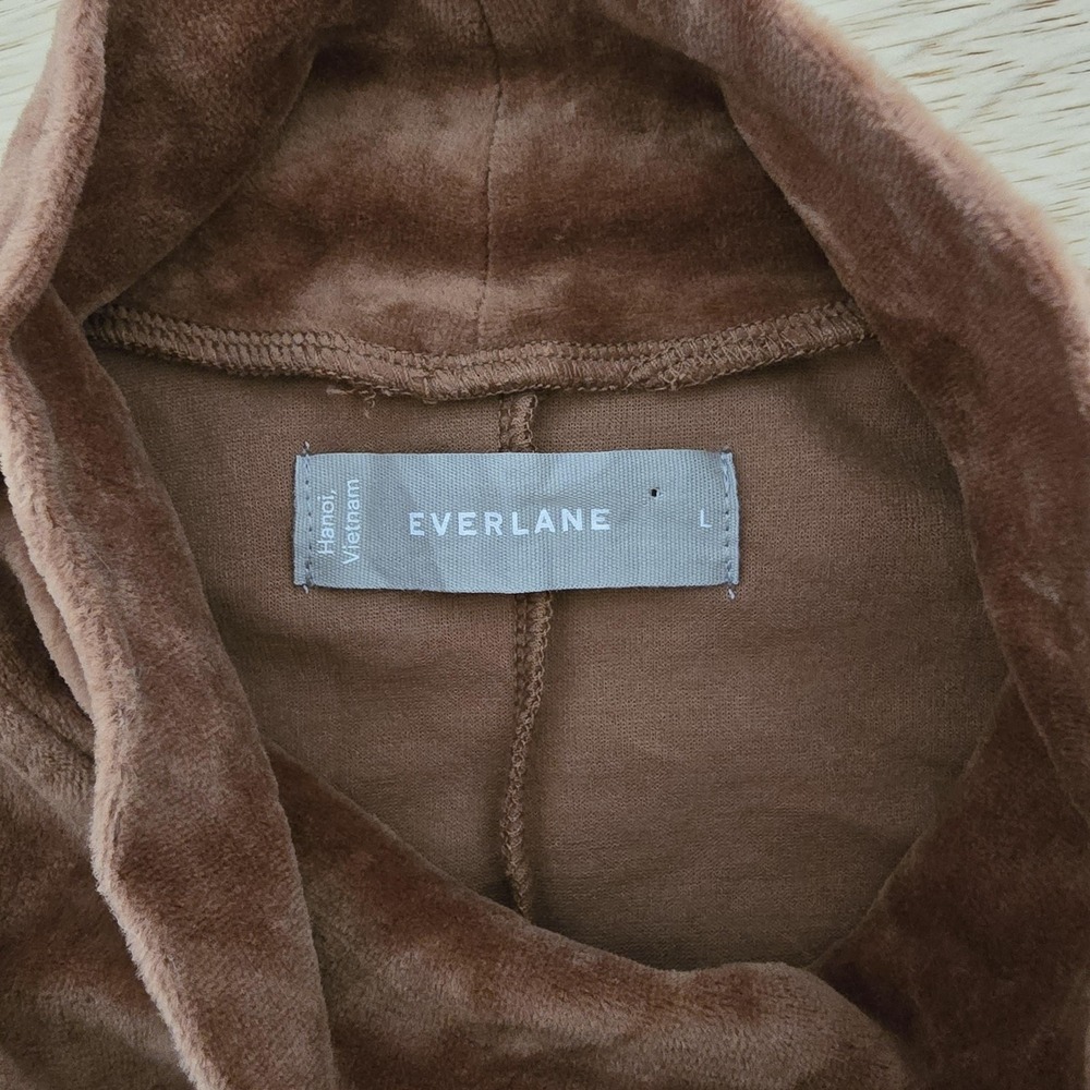 Everlane Shirt Womens Large Brown‎ Crushed Velour Mock Neck Long Sleeve Stretch - Picture 3 of 10